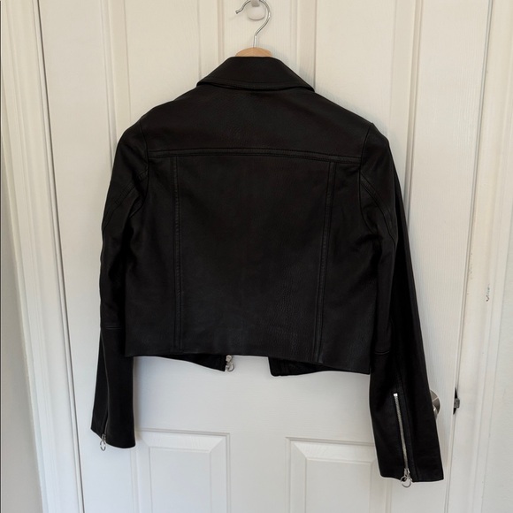 Madewell Shrunken Zip Front Black Leather Jacket - Picture 4 of 10